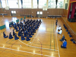 剣道練習前の整列