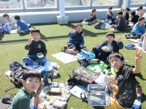 5 5