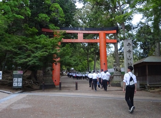春日大社へ 春日大社へ