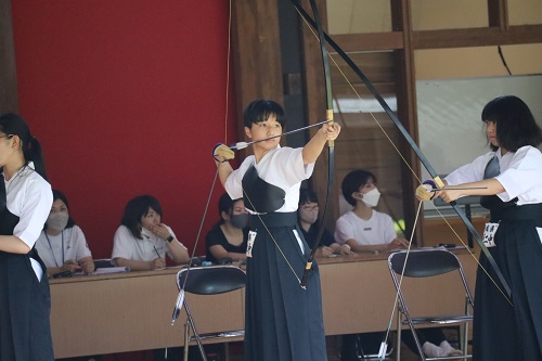 15 15