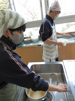 P2070044 P2070044