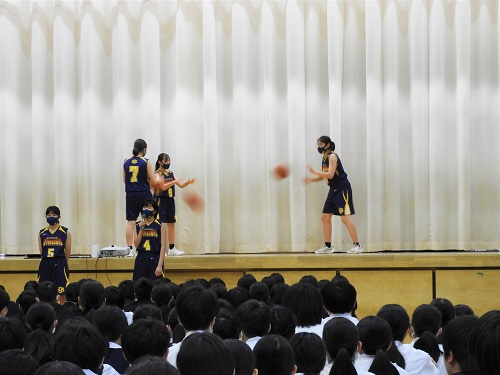 女バス2 女バス2