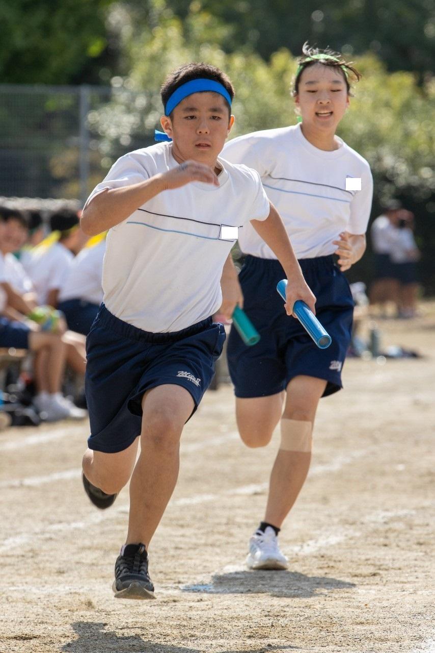 LINE_ALBUM_1学年競技（ぐるぐるタイフーン、1年対抗リレー）_241020_9