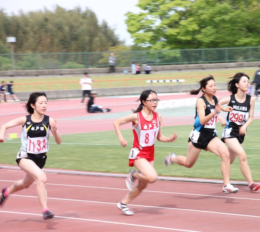 3年女子100m 富田さん 3年女子100m 富田さん