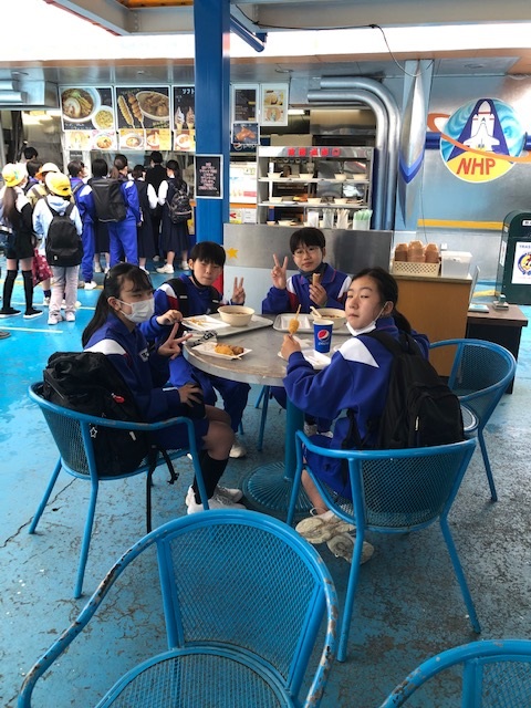 食事4 食事4