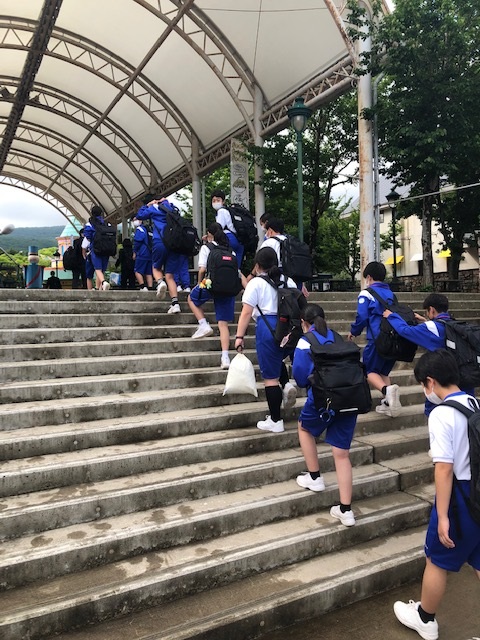 帰校 (2)