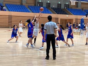 女バス (3) 女バス (3)