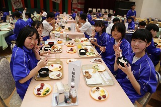 0527夕食バイキングの様子 (28) 0527夕食バイキングの様子 (28)
