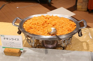0527夕食バイキングの様子 (2) 0527夕食バイキングの様子 (2)