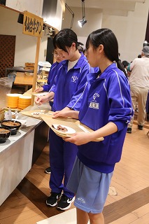 0527夕食バイキングの様子 (16) 0527夕食バイキングの様子 (16)