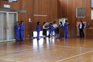 0608生徒総会準備風景 (2) 0608生徒総会準備風景 (2)