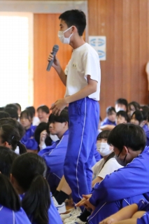 令和8年度生徒総会の様子 (10) 令和8年度生徒総会の様子 (10)