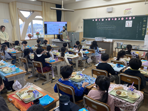 給食1