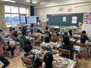 給食2