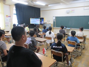 全校集会1 全校集会1