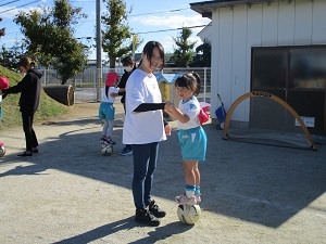 親子サッカー (8) 親子サッカー (8)