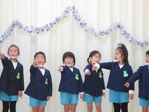 歌 (4) 歌 (4)