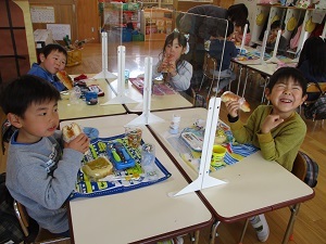 お昼 (2)