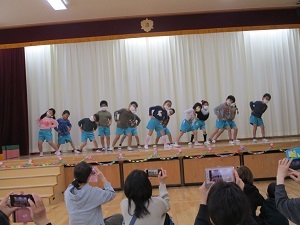ダンス ダンス