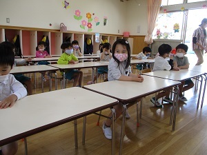 座って待てるよ 座って待てるよ
