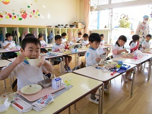 もも組の様子 (1)