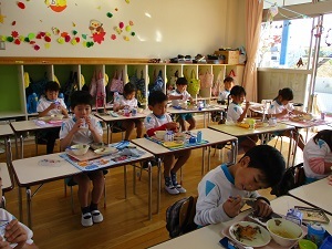 もも組の様子 (3)
