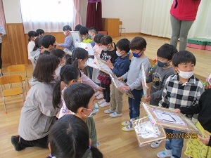 プレゼント交換 プレゼント交換