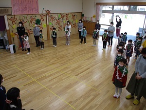 歌「てをつなごう」 歌「てをつなごう」