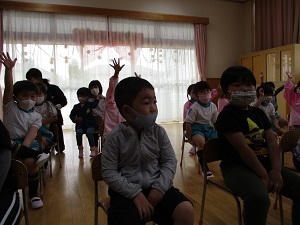 こたえる こたえる