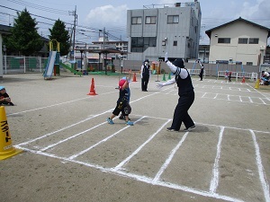 右手をあげて 右手をあげて