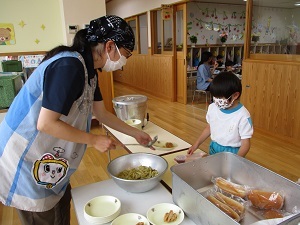 もも配膳 もも配膳