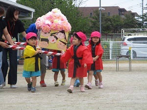 さくらんぼみこし さくらんぼみこし