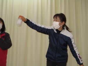 雪に変身