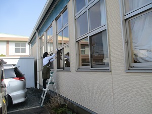 奉仕作業 (2) 奉仕作業 (2)