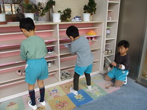 靴箱(1) 靴箱(1)