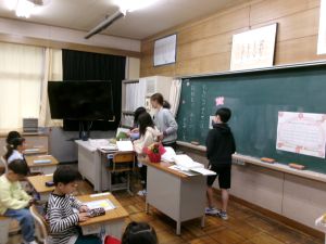準備する6年生