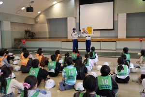 4年生は交通安全教室_03