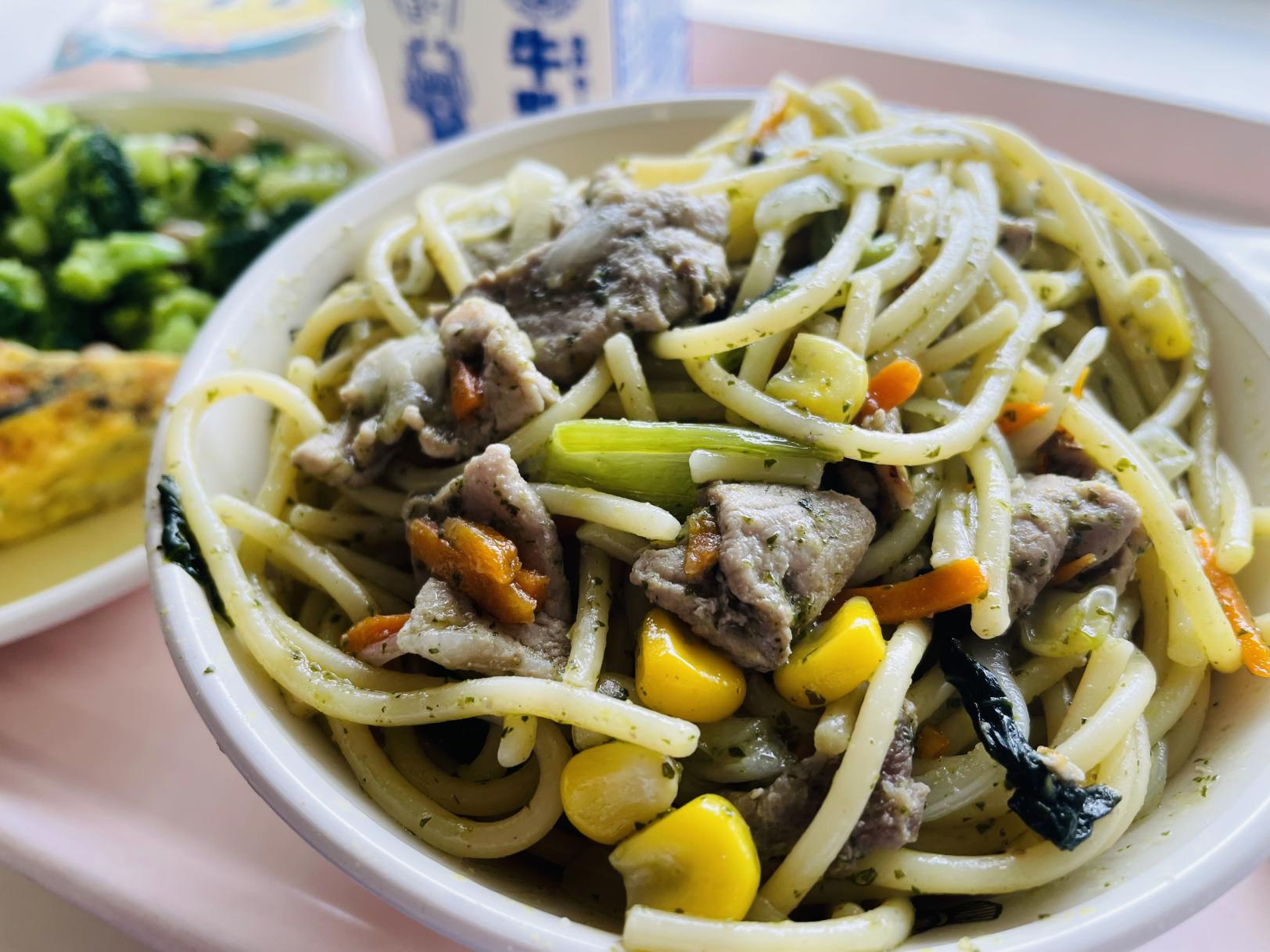 スパゲティジェノベーゼ スパゲティジェノベーゼ
