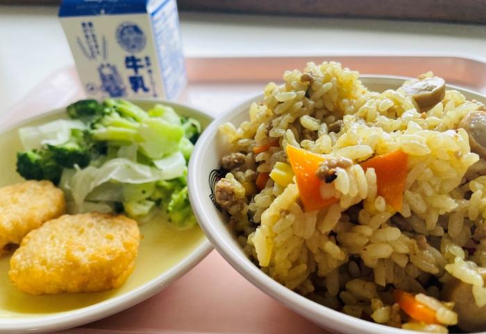 カレーピラフ カレーピラフ