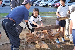 キャンプファイヤー準備3 キャンプファイヤー準備3