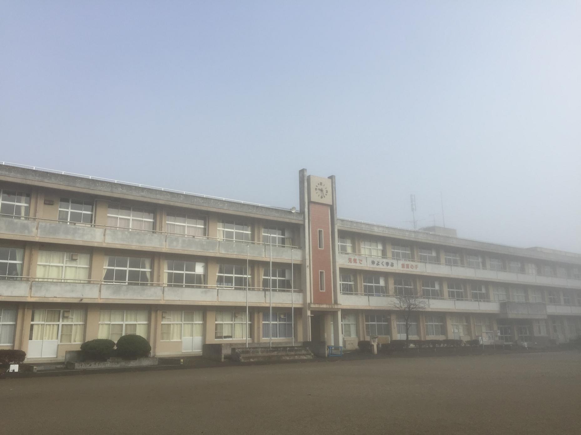 霧の校舎