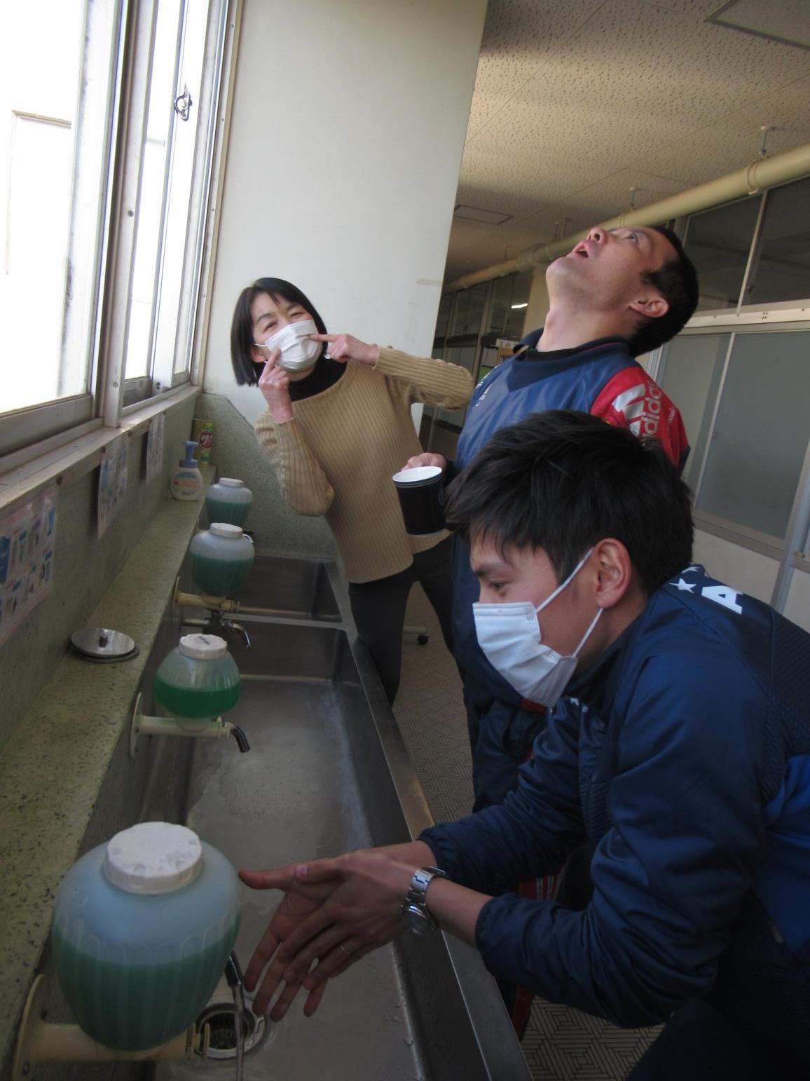 高(1) 高(1)