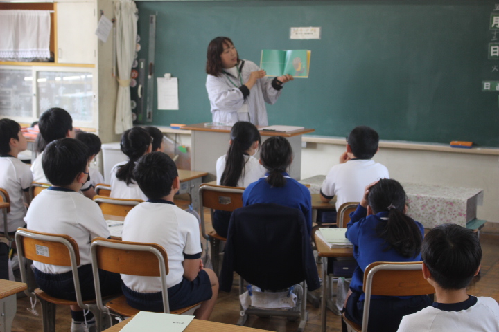 読み聞かせ (5) 読み聞かせ (5)