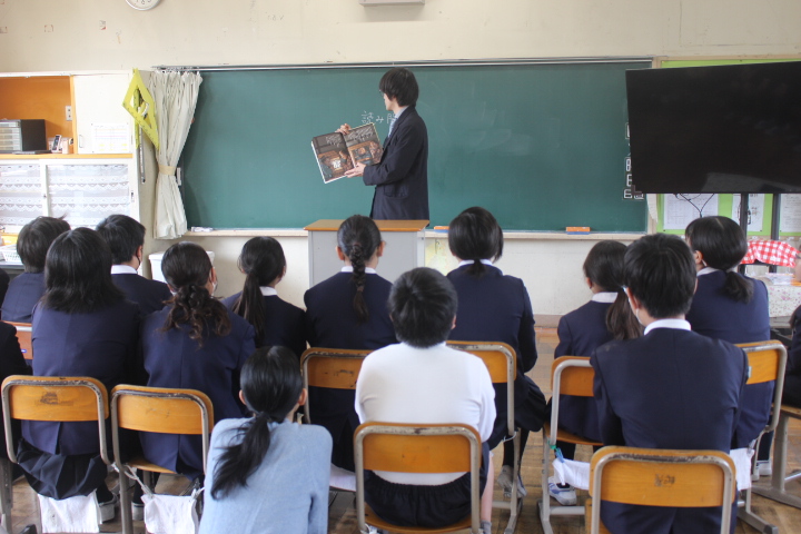 読み聞かせ (7) 読み聞かせ (7)