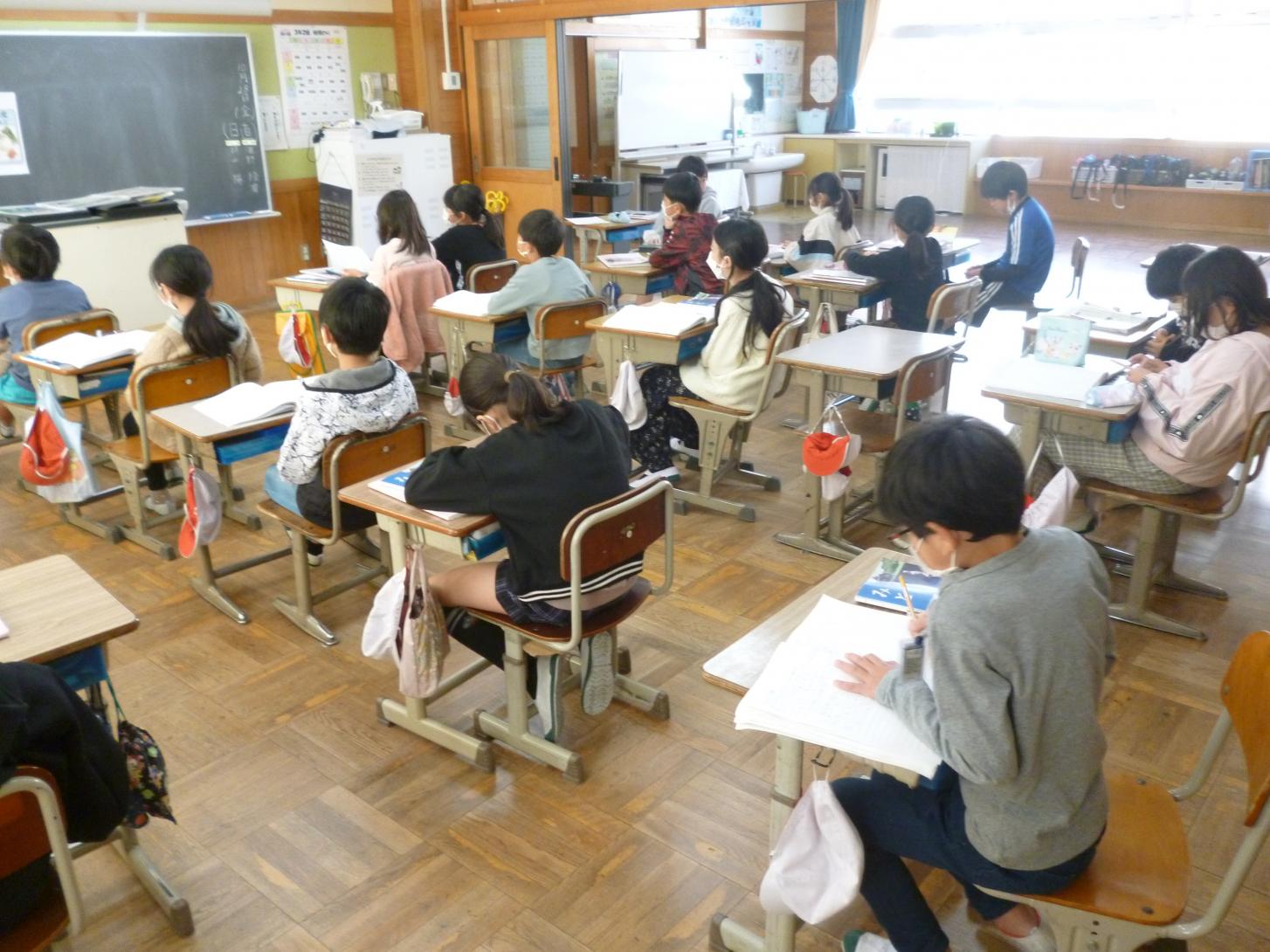 学習の様子 学習の様子