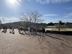 遠足出発3 遠足出発3