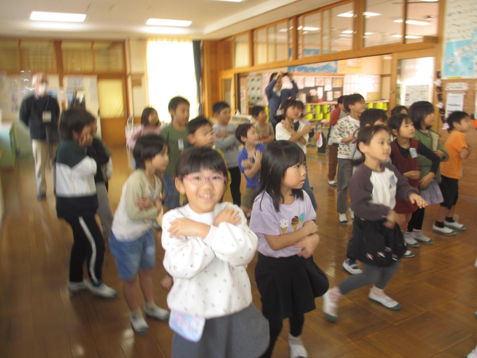 ダンス2 ダンス2