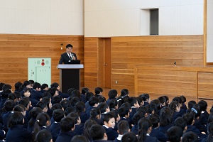 全校朝会