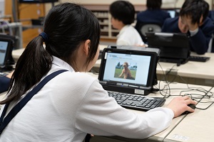 タブレットでの授業 タブレットでの授業