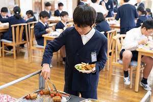 バイキング給食